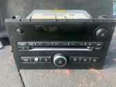 Radio/CD/DVD/GPS-pääyksikkö