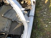 Front sill (body part)