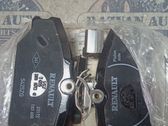 Brake pads (front)