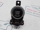 Bouton poussoir de démarrage du moteur