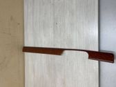 Autres éléments de garniture de porte arrière