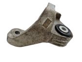 Gearbox mounting bracket