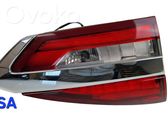 Tailgate rear/tail lights
