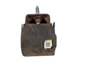 Engine mount bracket