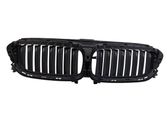 Front bumper upper radiator grill