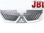 Front bumper lower grill