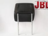 Rear seat headrest