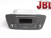 Radio / CD-Player / DVD-Player / Navigation