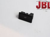 Bouton interrupteur ouverture du coffre