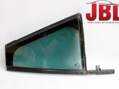 Ventanilla de ventilación de la puerta trasera