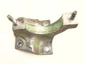 Front differential mounting bracket
