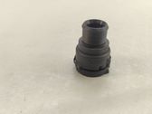 Tuyau de liquide de refroidissement moteur