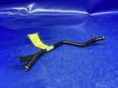 Tuyau de liquide de refroidissement moteur