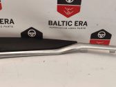 Dashboard glove box trim