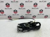 Rear door exterior handle/bracket