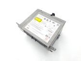 Radio / CD-Player / DVD-Player / Navigation