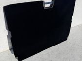 Doublure de coffre arrière, tapis de sol