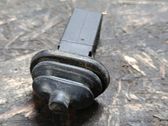 Включатель открытия топливного бака