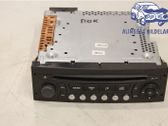 Radio / CD-Player / DVD-Player / Navigation