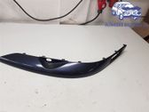 Garniture de capot moteur