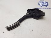 Accelerator throttle pedal
