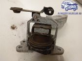 Engine mounting bracket