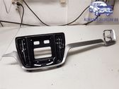 Radio/GPS head unit trim