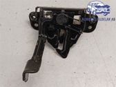 Engine bonnet/hood lock/catch