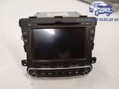Radio/CD/DVD/GPS head unit