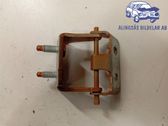 Tailgate/trunk/boot hinge