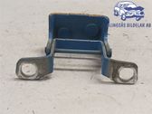 Tailgate/trunk/boot hinge