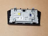 Radio / CD-Player / DVD-Player / Navigation