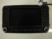 Radio/CD/DVD/GPS-pääyksikkö