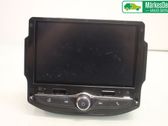 Radio / CD-Player / DVD-Player / Navigation