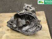 Manual 5 speed gearbox