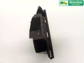 Rear bumper mounting bracket