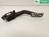 Accelerator throttle pedal