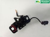 Engine bonnet/hood lock/catch