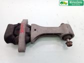 Engine mounting bracket
