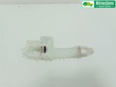Manecilla externa puerta delantera