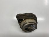 Engine mount bracket