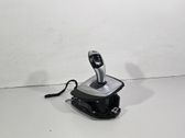 Gear selector/shifter in gearbox