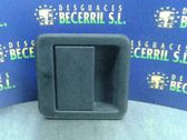 Manecilla externa puerta delantera