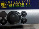 Interrupteur d'éclairage de la cabine dans le panneau