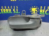 Manecilla interna puerta delantera