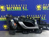 Manecilla interna puerta delantera