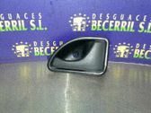 Manecilla interna puerta delantera