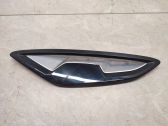 Moulure, baguette/bande protectrice d'aile