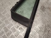 Ventanilla de ventilación de la puerta trasera