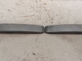 Etusumuvalon ritilä
